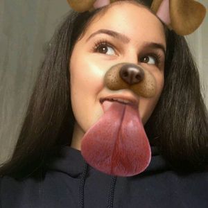 Meet your Posher, Evie